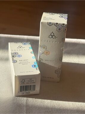 Cosmedix Revert Boosting Brightening Serum 0.6 oz 18 mL BNIB (1)